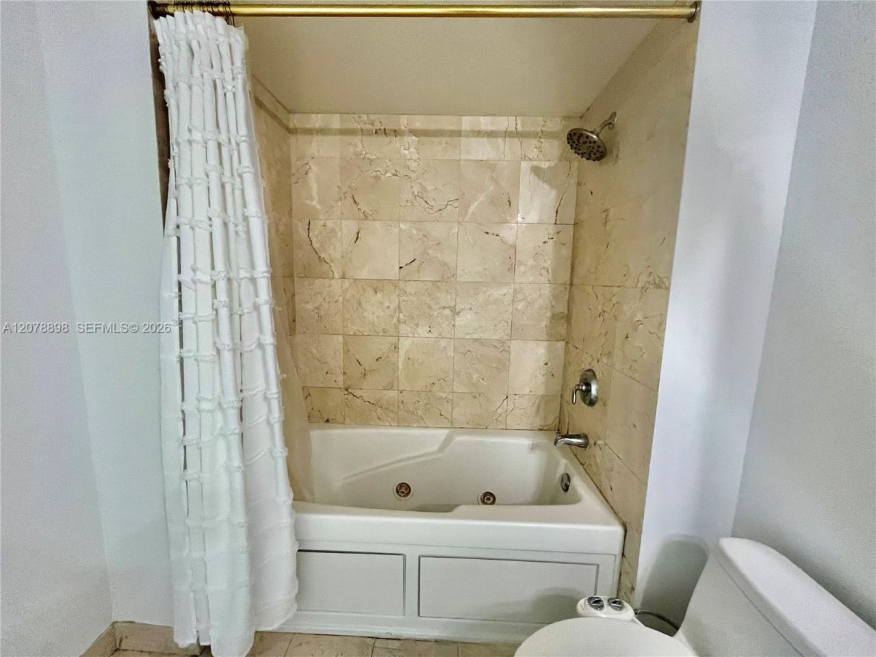 1800 N Bayshore Dr , Unit 3710, Miami, FL 33132 Photo