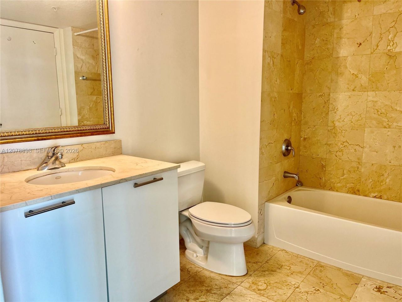 1800 N Bayshore Dr , Unit 3710, Miami, FL 33132 Photo