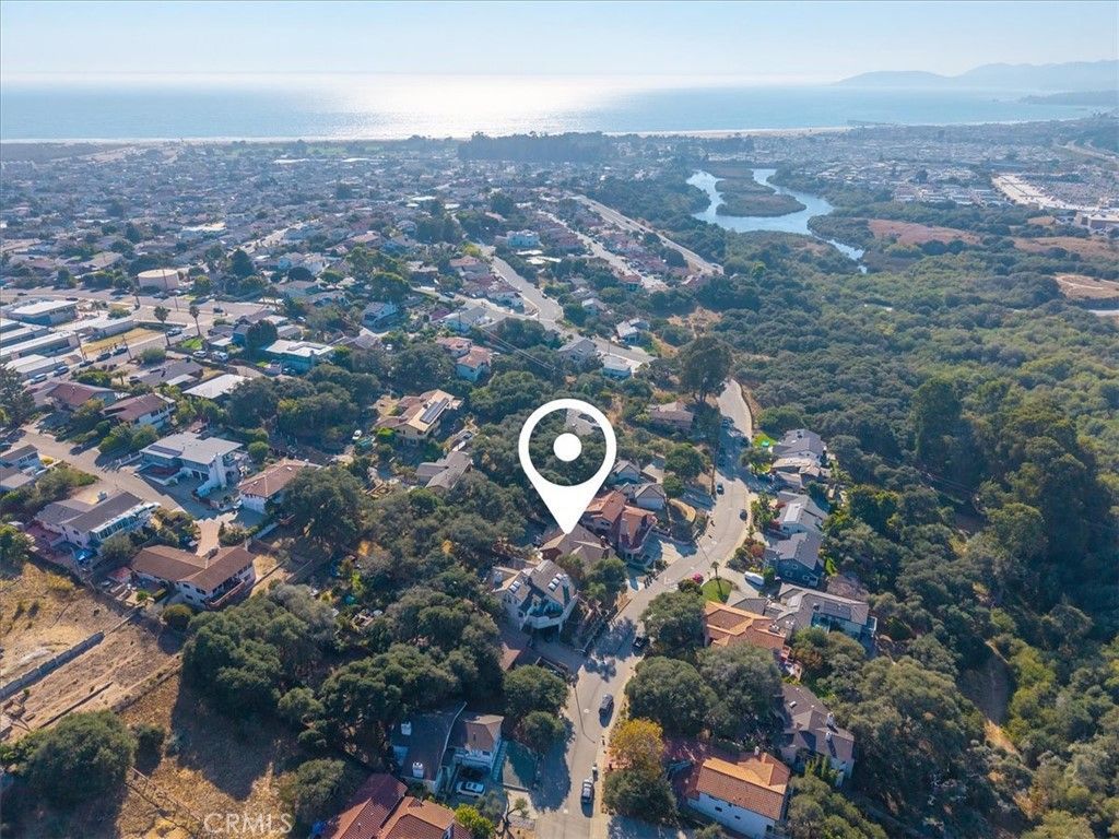 952 Margarita Avenue, Grover Beach, CA 93433 Main Photo