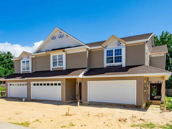 930 Keenan Court, South Bend, IN 46615