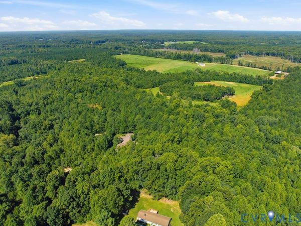 17118 Thomas Lane , Montpelier, VA 23192