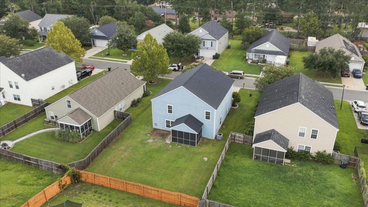 1071 Briar Rose Lane Photo 5