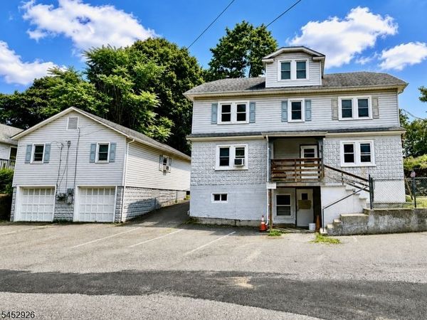 58 Nestor St, Franklin, NJ 07416