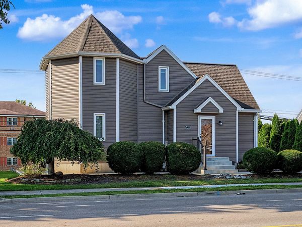 640 W Main Street, Tipp City, OH 45371