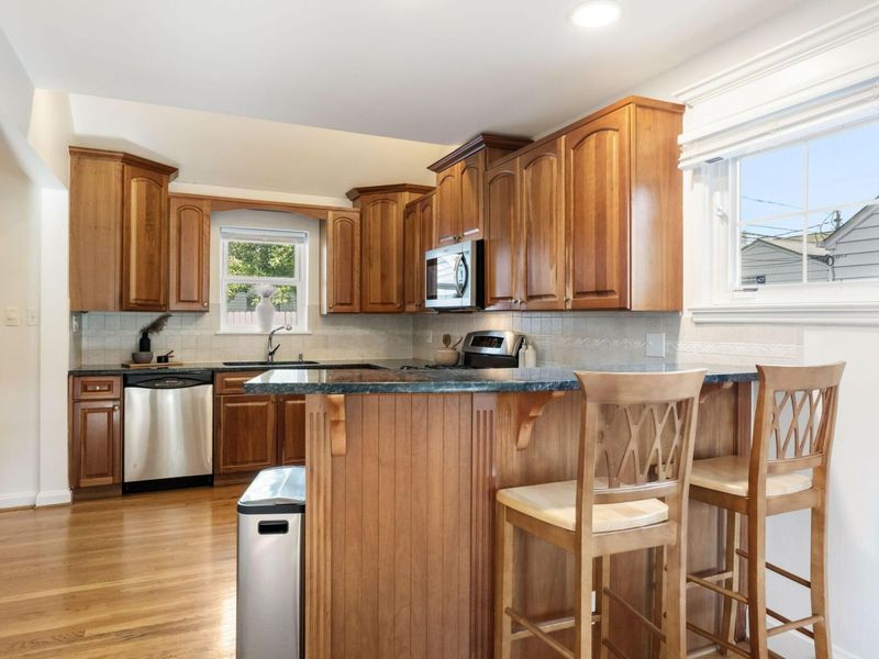 2735 York Road, Columbus, OH 43221 Photo 28
