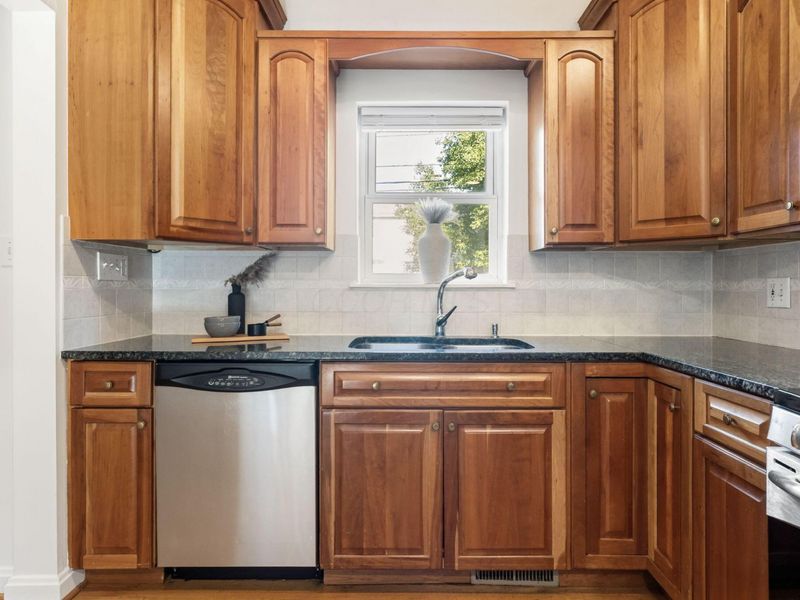 2735 York Road, Columbus, OH 43221 Photo 31