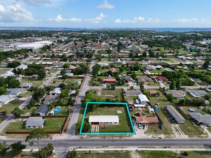 5220 Cherry Street Panama City, FL 32404