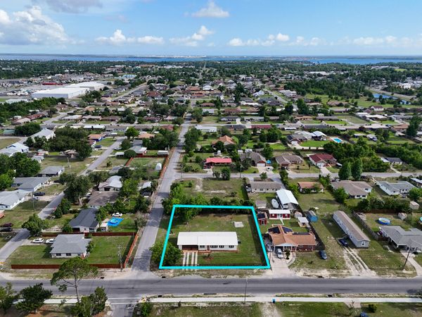 5220 Cherry Street, Panama City, FL 32404
