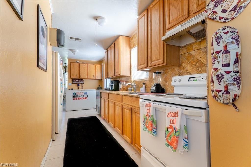 4617 Lee Blvd, Lehigh Acres, FL 33971 Photo