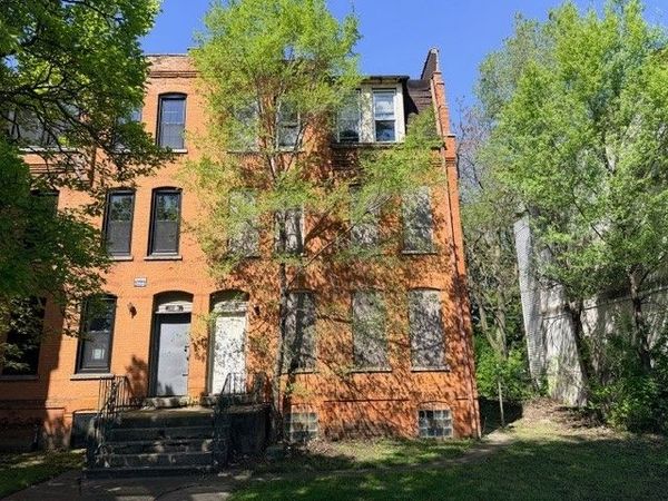 10522 S MARYLAND Avenue , Chicago, IL 60628