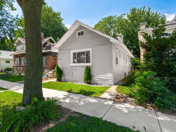 8234 S Kimbark Avenue , Chicago, IL 60619