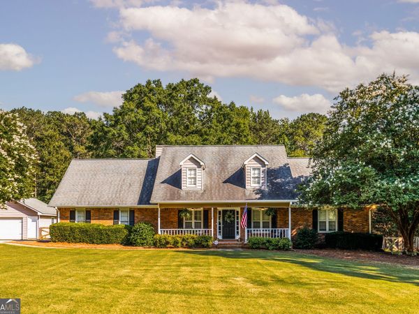 184 Wildflower Drive, Social Circle, GA 30025