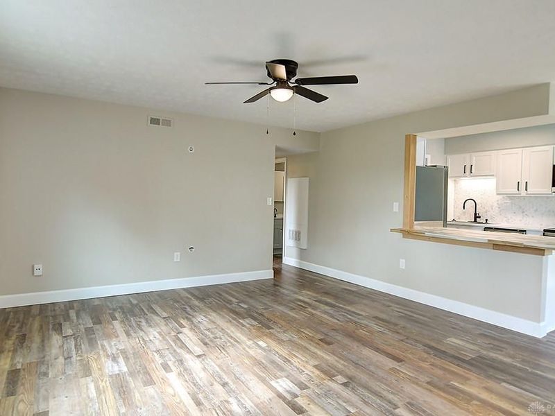 353 Chadwick Place, Fairborn, OH 45324 Photo 2