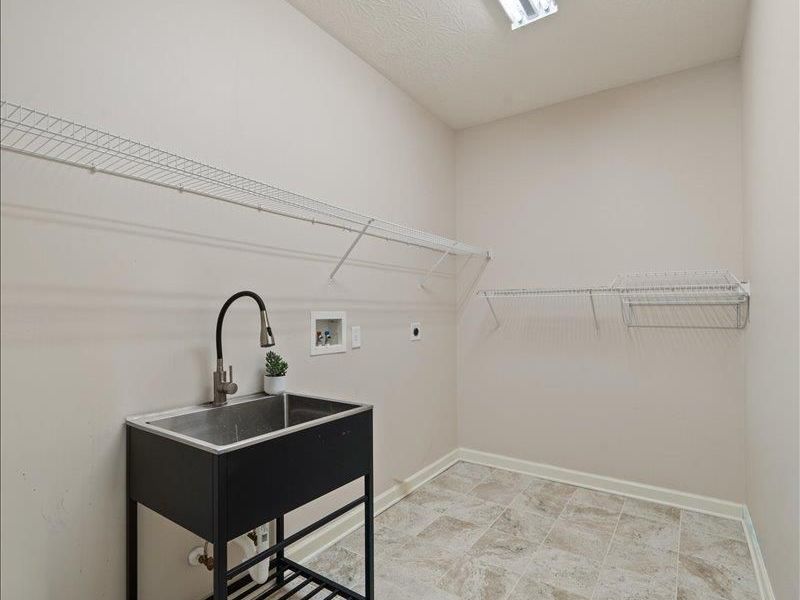5957 Emerald Lake Drive, Fairfield, OH 45014 Photo 37