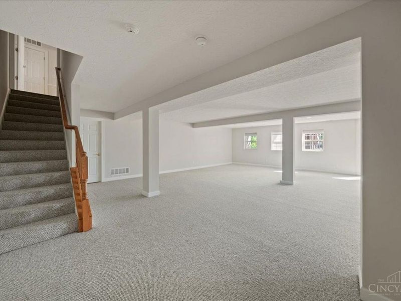 5957 Emerald Lake Drive, Fairfield, OH 45014 Photo 46