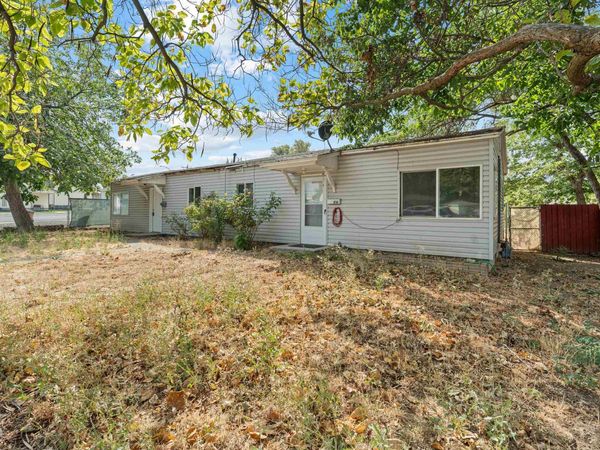 816-818 9th Street, Clarkston, WA 99403