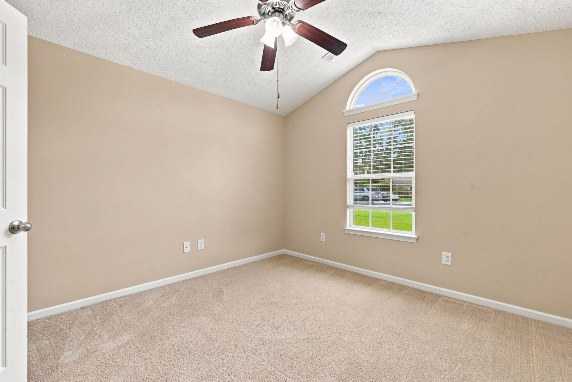 9603 Drayton Ct.  Photo 10