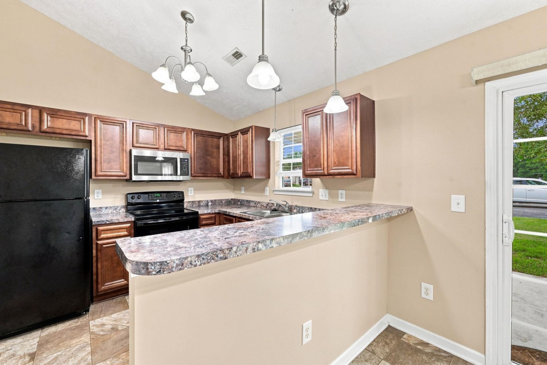 9603 Drayton Ct.  Photo 7