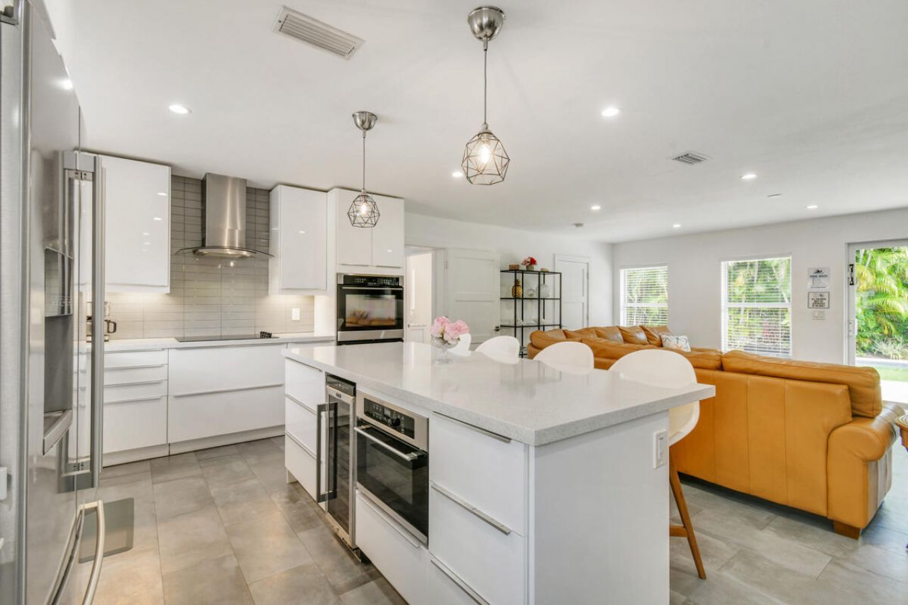 1182 Beach Road, Singer Island, FL 33404 Photo
