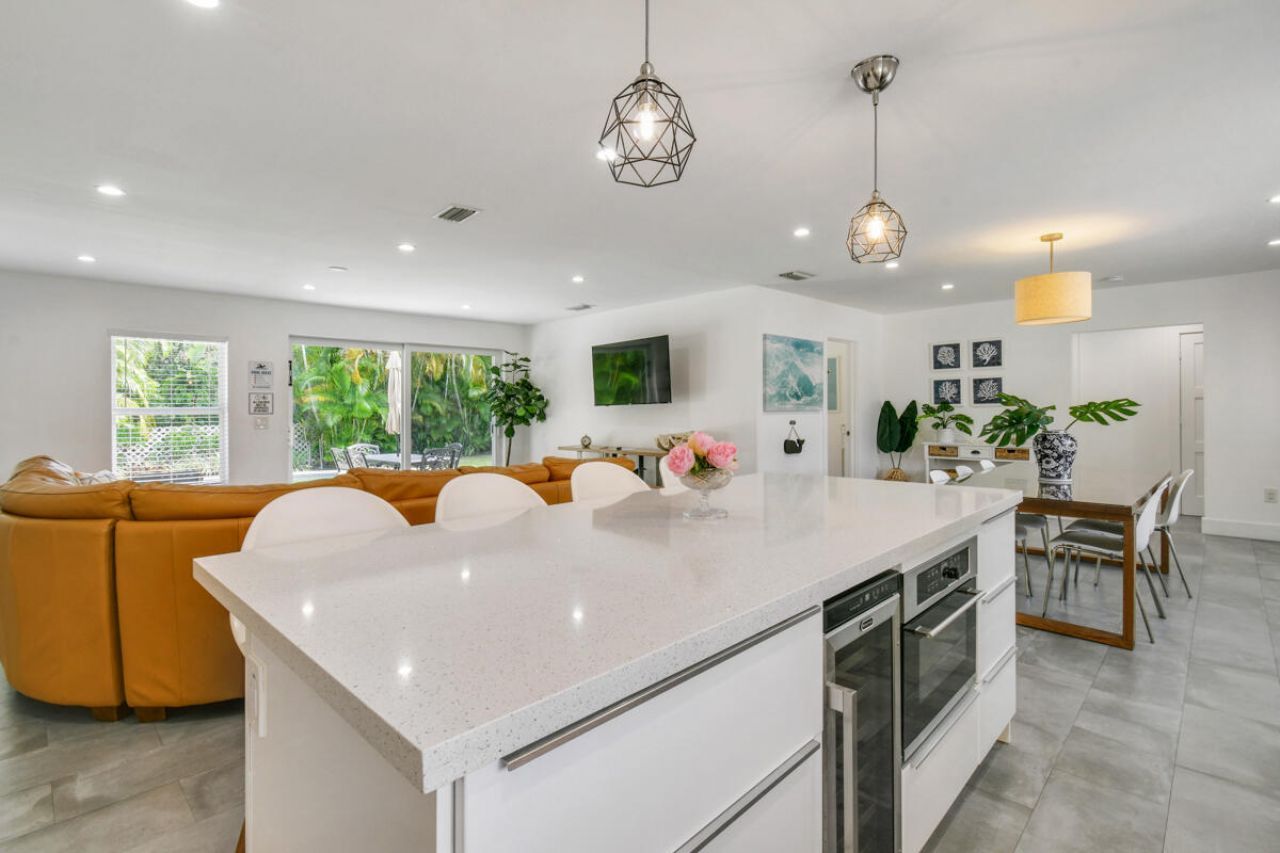 1182 Beach Road, Singer Island, FL 33404 Photo