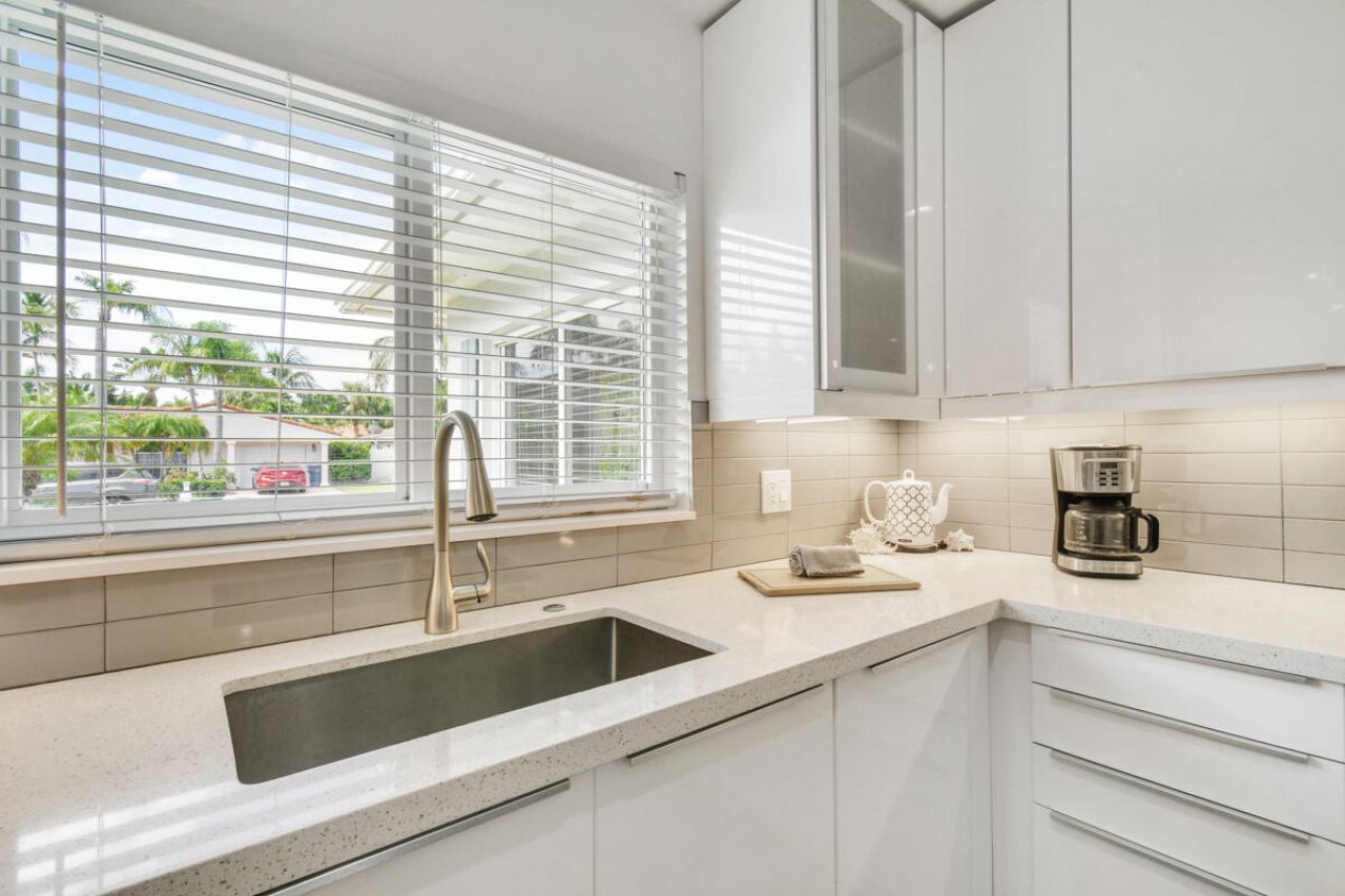 1182 Beach Road, Singer Island, FL 33404 Photo