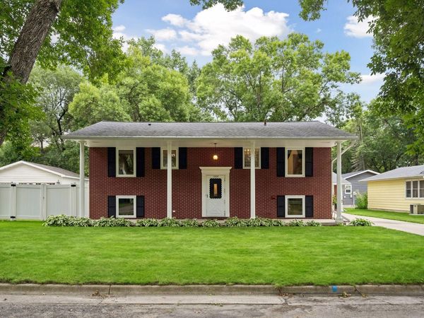 1309 10th Street SW, Willmar, MN 56201