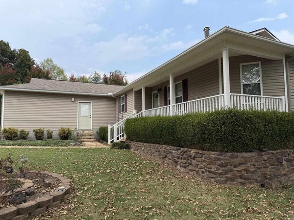 835 N Conway St, Heber Springs, AR 72543