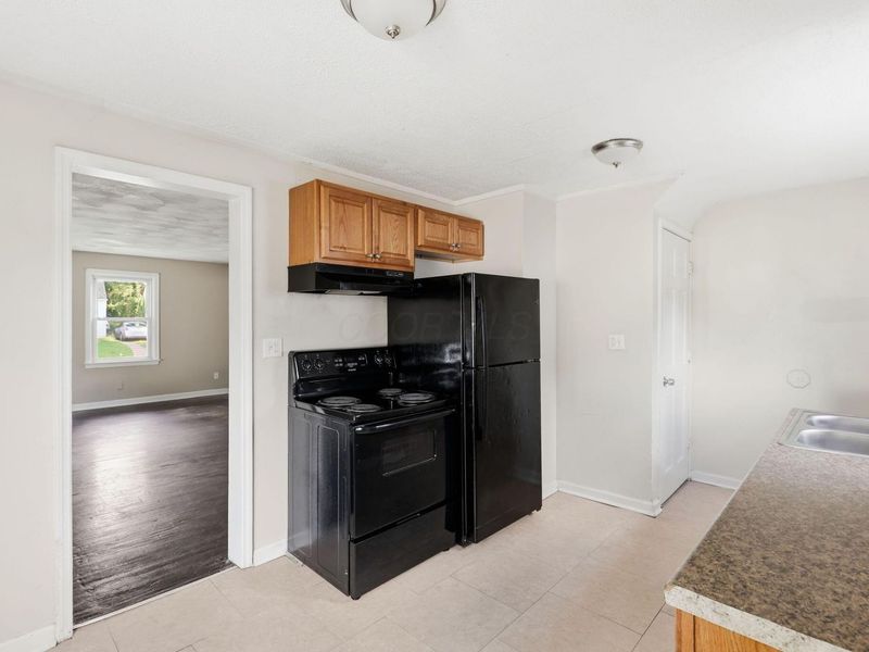2431 Lexington Avenue , Columbus, OH 43211 Photo 18