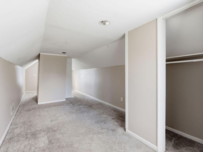 2431 Lexington Avenue , Columbus, OH 43211 Photo 27