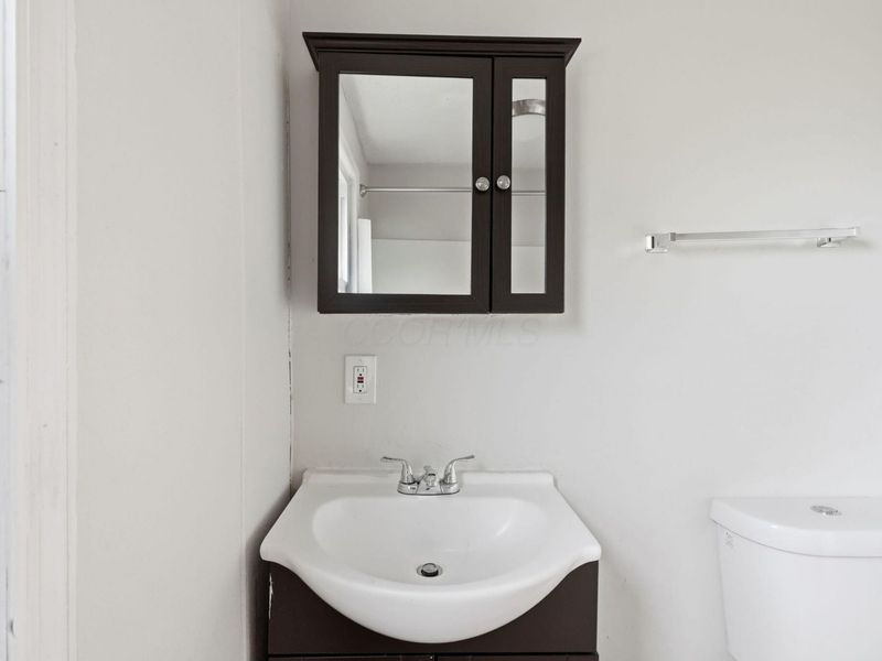 2431 Lexington Avenue , Columbus, OH 43211 Photo 31