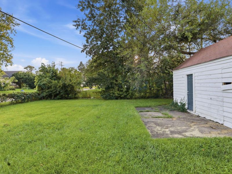 2431 Lexington Avenue , Columbus, OH 43211 Photo 36