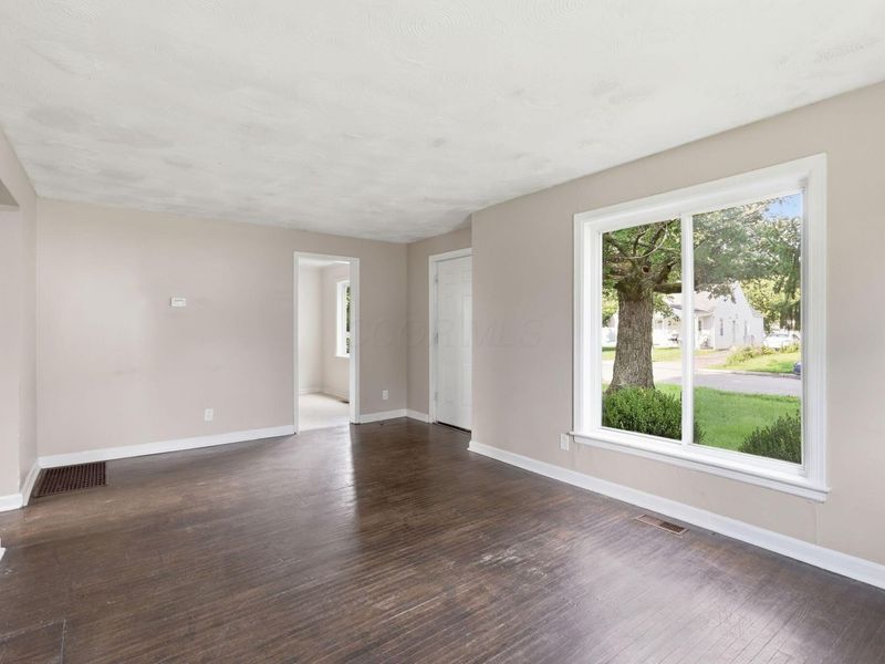 2431 Lexington Avenue , Columbus, OH 43211 Photo 9