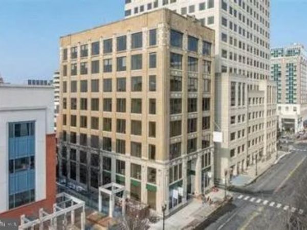 112 MARKET STREET , HARRISBURG, PA 17101