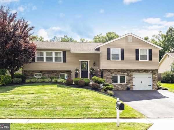 247 BELAIRE DRIVE, MOUNT LAUREL, NJ 08054