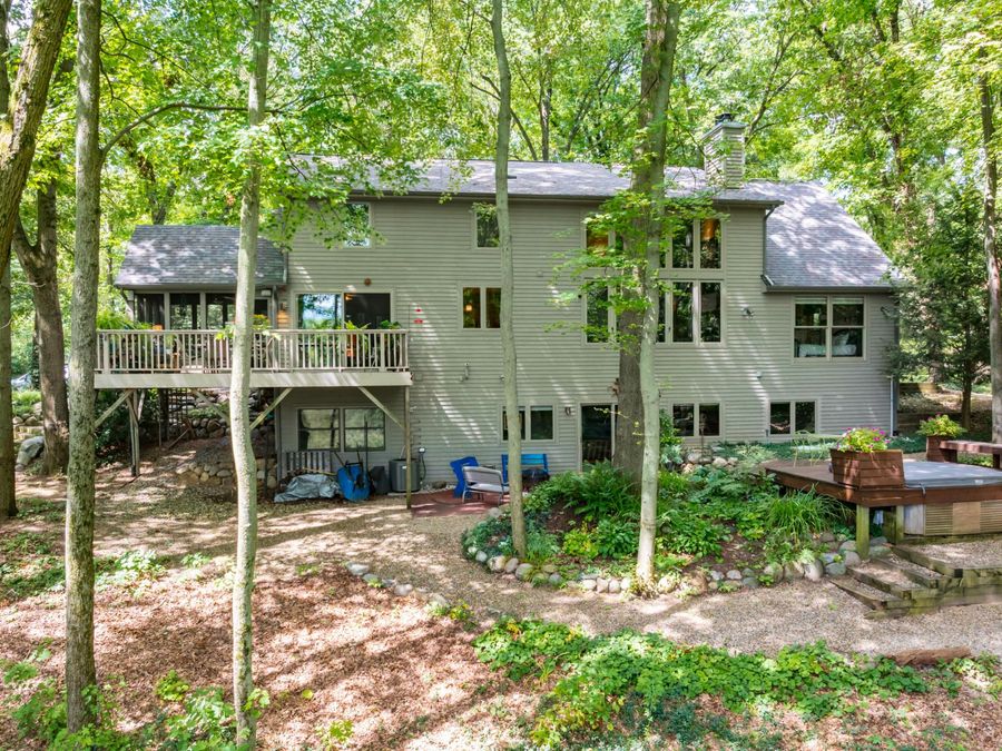 Property Image 4
