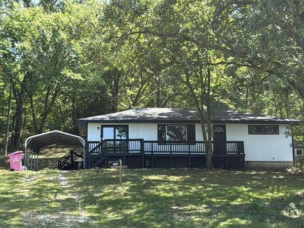 306 Hyland Drive , Waynesville, MO 65583