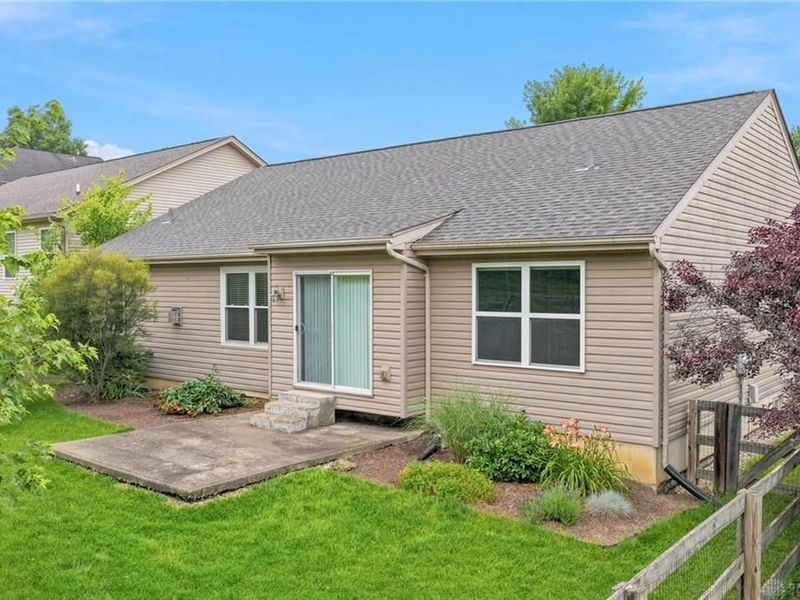 7630 Sandstone Trail, Hamilton Township, OH 45039 Photo 31