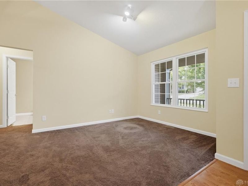 7630 Sandstone Trail, Hamilton Township, OH 45039 Photo 8