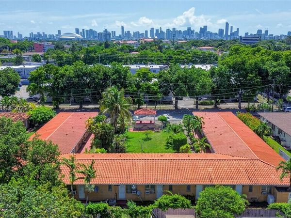 140 SW 30th Ct , Unit 134, Miami, FL 33135