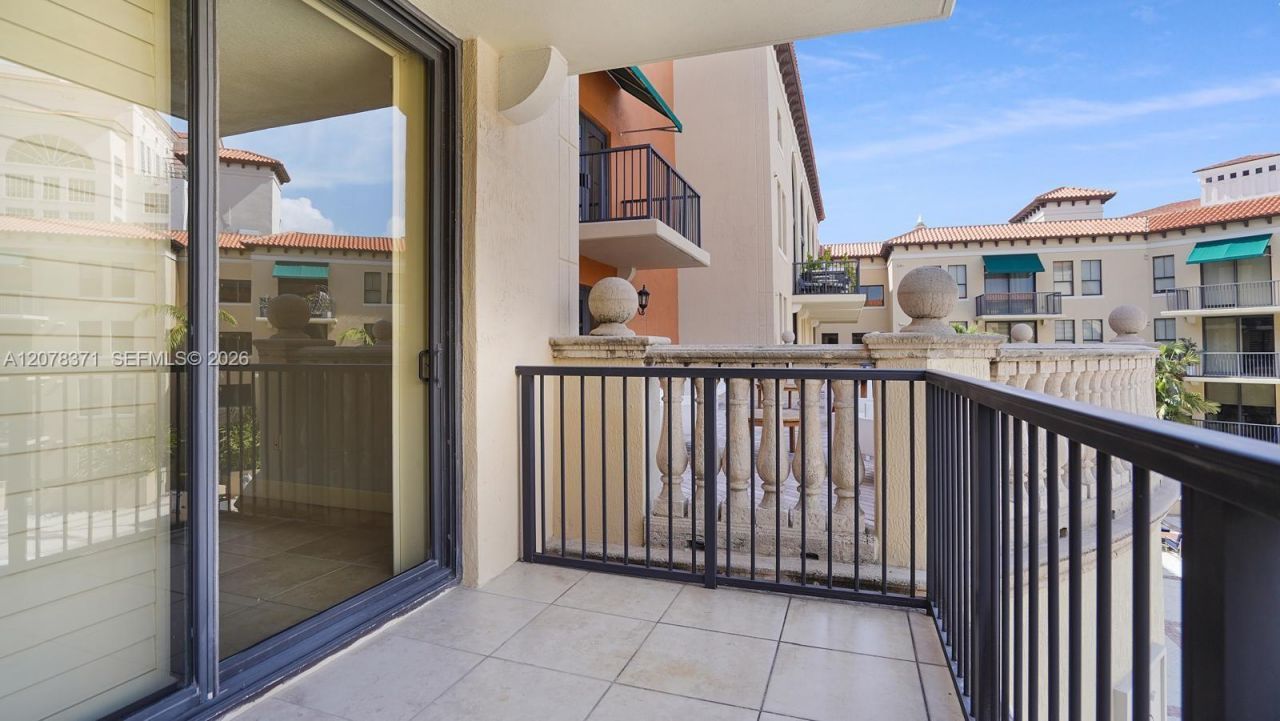 55 Merrick Way, Unit 729, Coral Gables, FL 33134 Photo