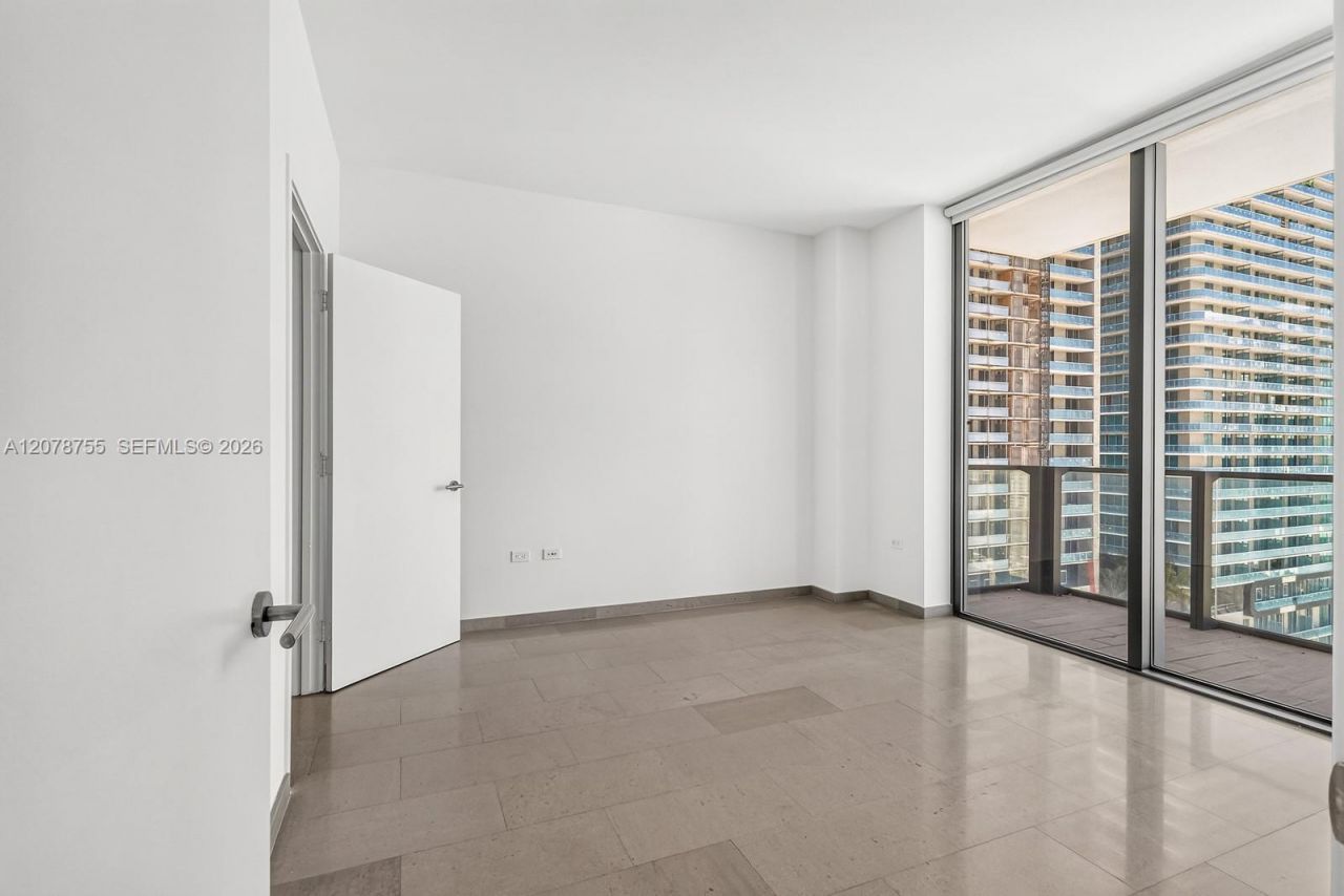 88 SW 7th St , Unit 1511, Miami, FL 33130 Photo