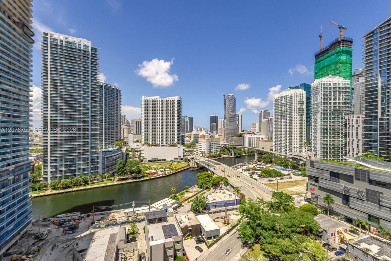88 SW 7th St , Unit 1511, Miami, FL 33130 Photo