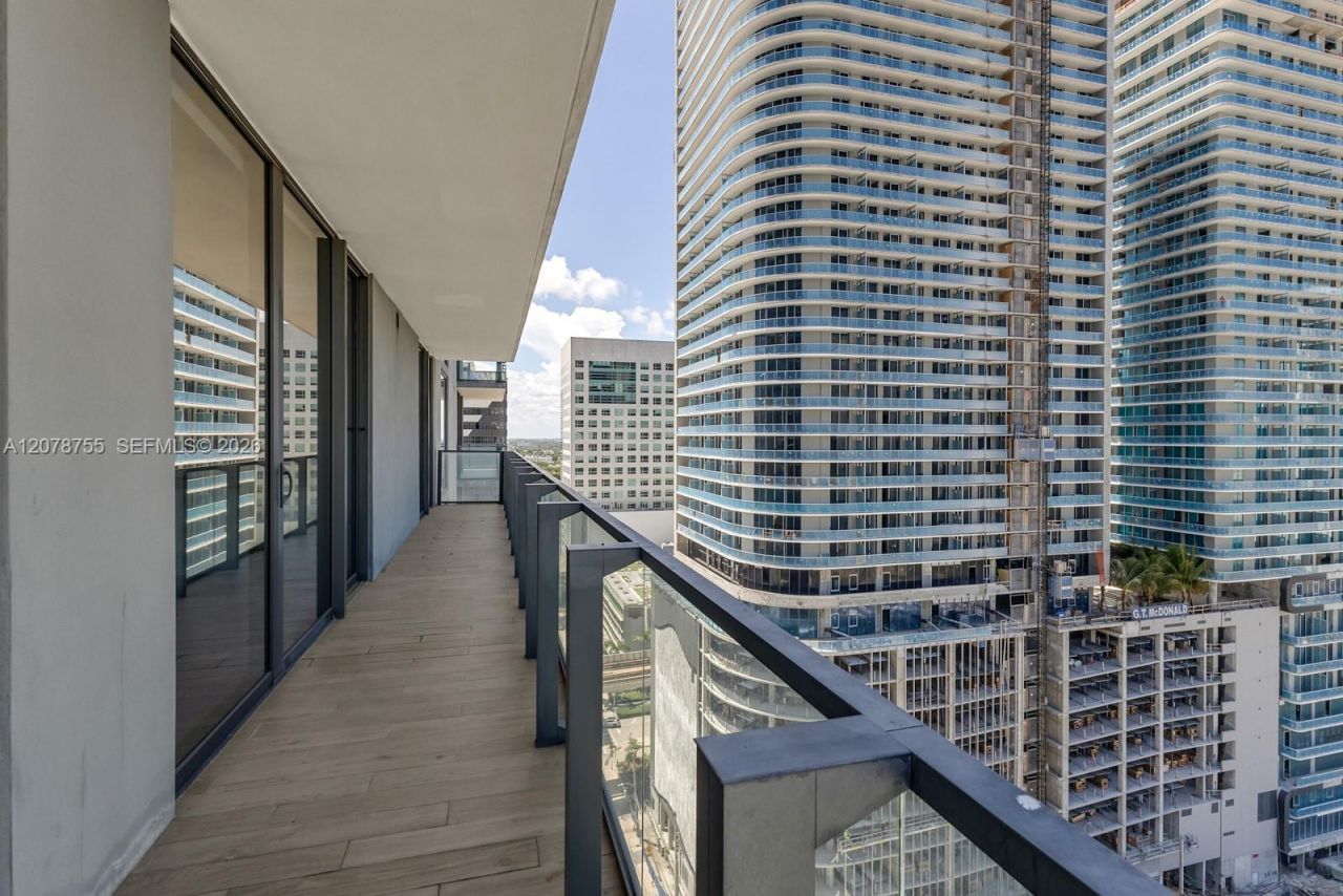 88 SW 7th St , Unit 1511, Miami, FL 33130 Photo