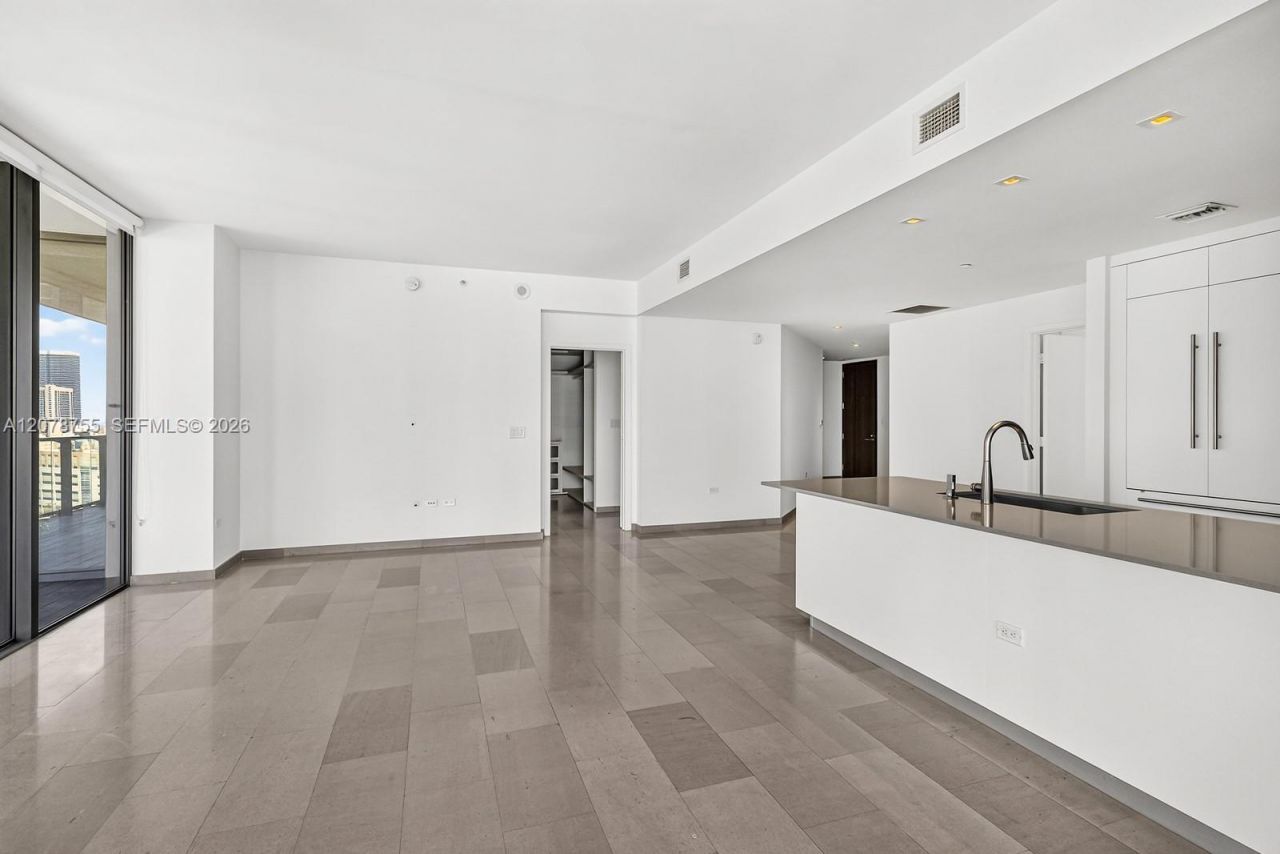 88 SW 7th St , Unit 1511, Miami, FL 33130 Photo