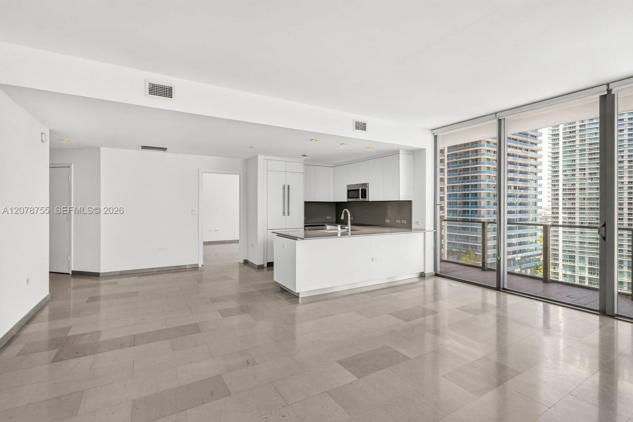 88 SW 7th St , Unit 1511, Miami, FL 33130 Photo