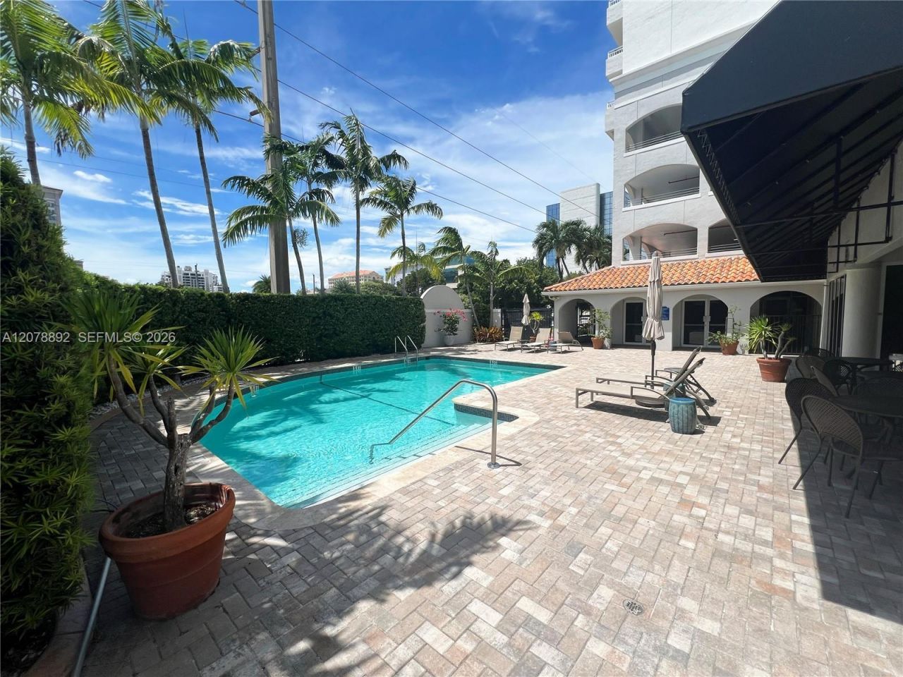 2351 Douglas Rd , Unit 1304, Miami, FL 33145 Photo