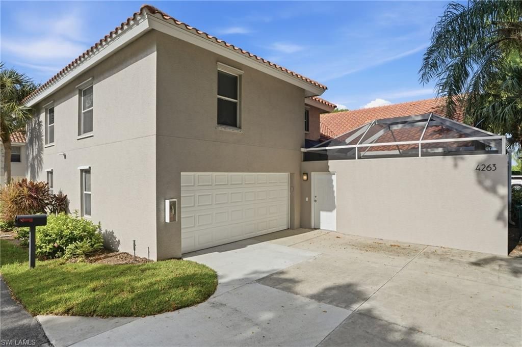 4263 Covey Cir, Unit 16B, Naples, FL 34109 Photo