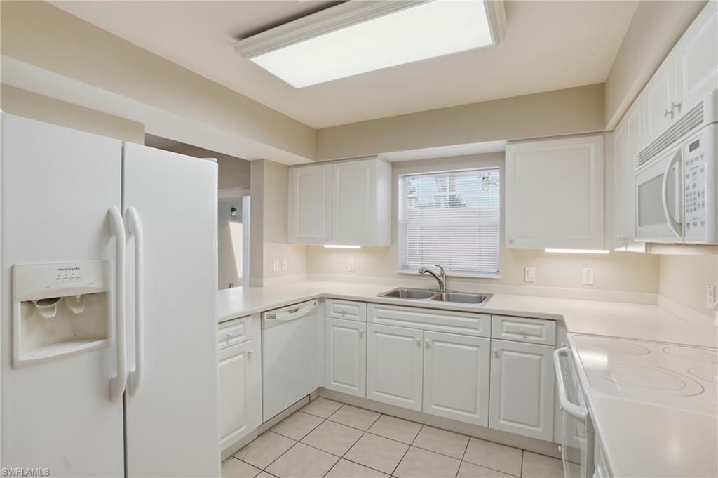 4263 Covey Cir, Unit 16B, Naples, FL 34109 Photo