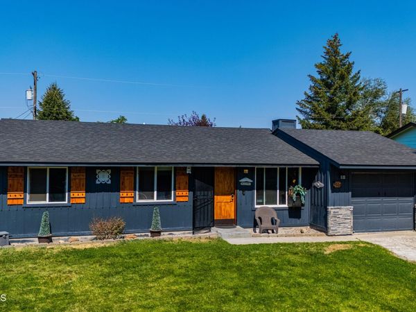 1515 E Park LN, Post Falls, ID 83854