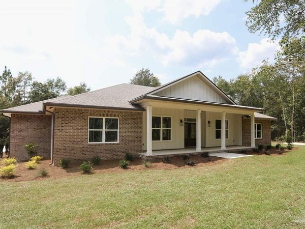 2433 Walling Rd, Milton, FL 32570